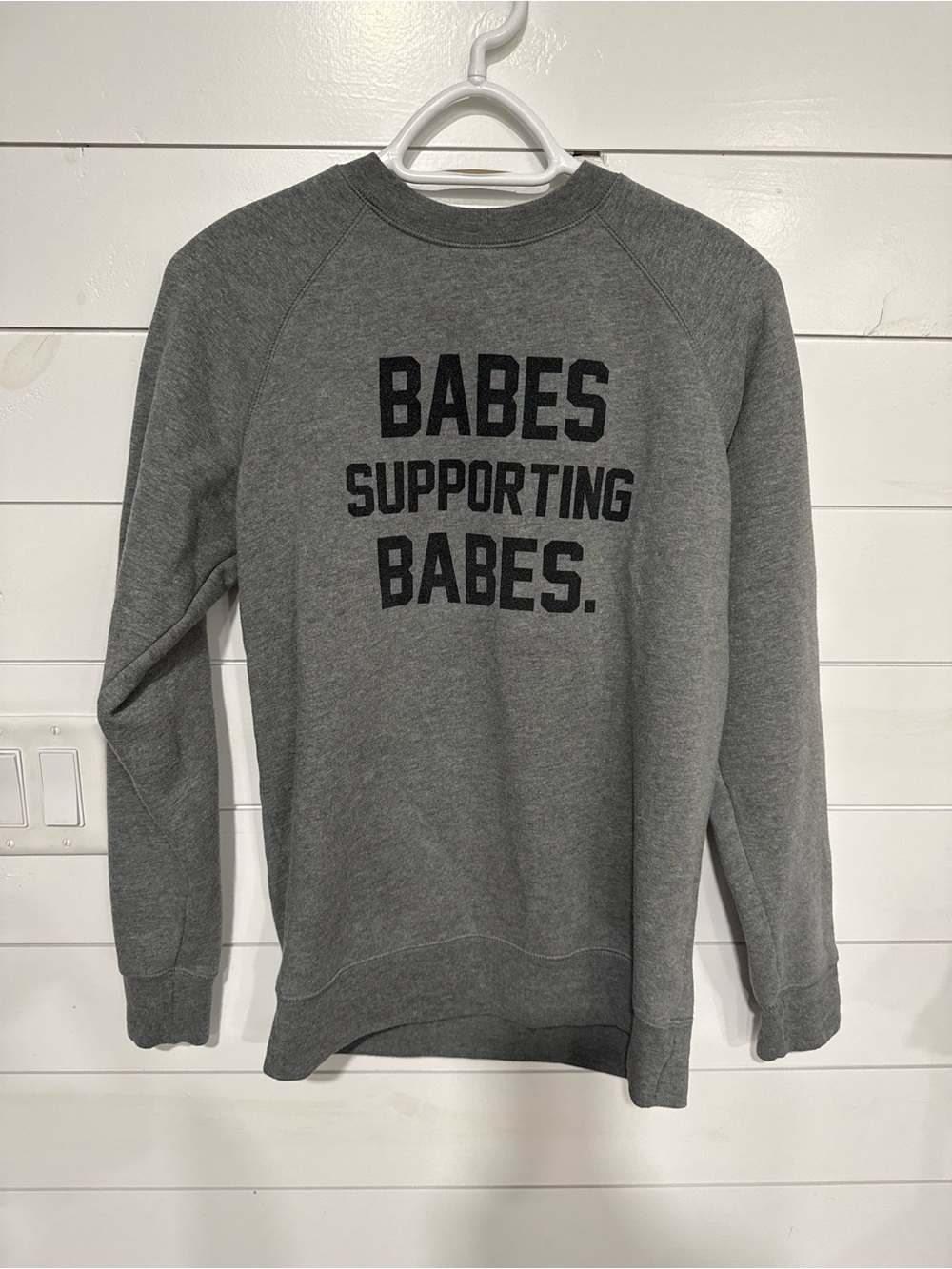 Brunette the Label Babes Supporting Babes Crewneck Sweatshirt  women small